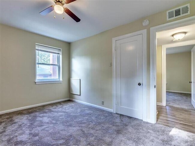 Building Photo - Fantastic 2bd/1ba home! Let yourself in!