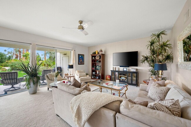 Building Photo - 45690 Pawnee Rd