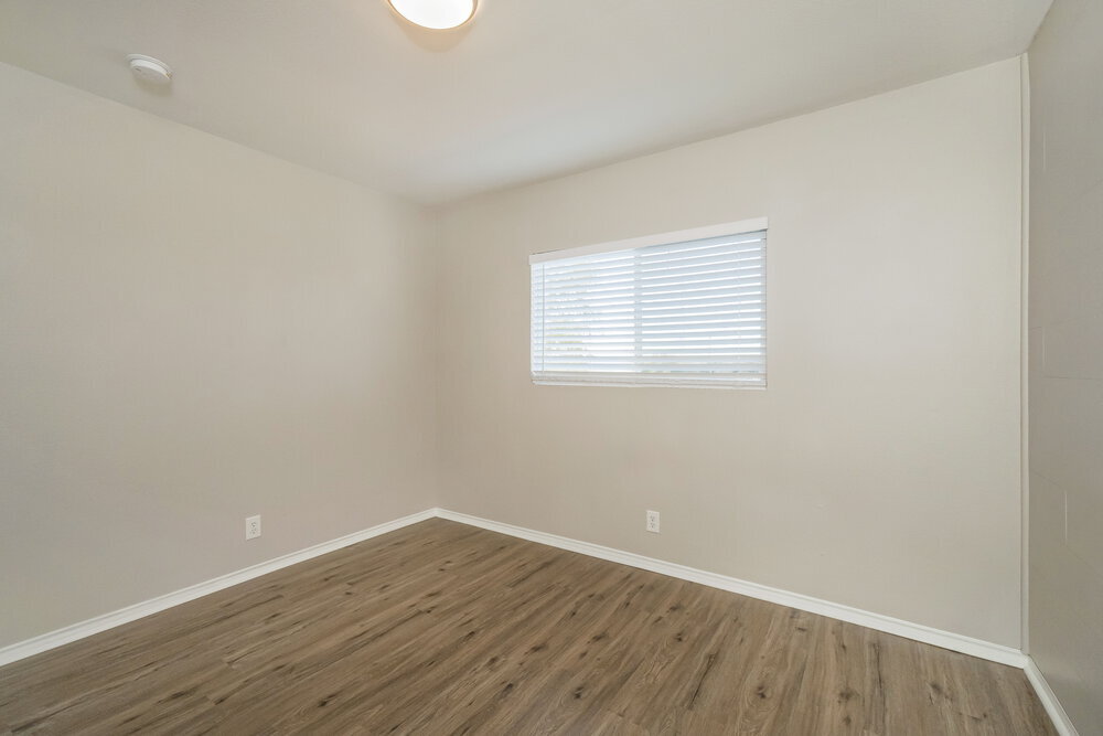 Building Photo - 223 Mallow Grove