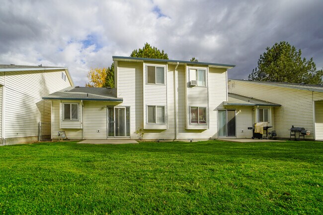 Building Photo - 265 N Paradise Ave