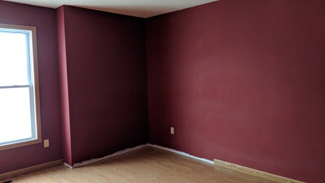 Building Photo - 3-bedroom, 2-bath Townhome in Coralville