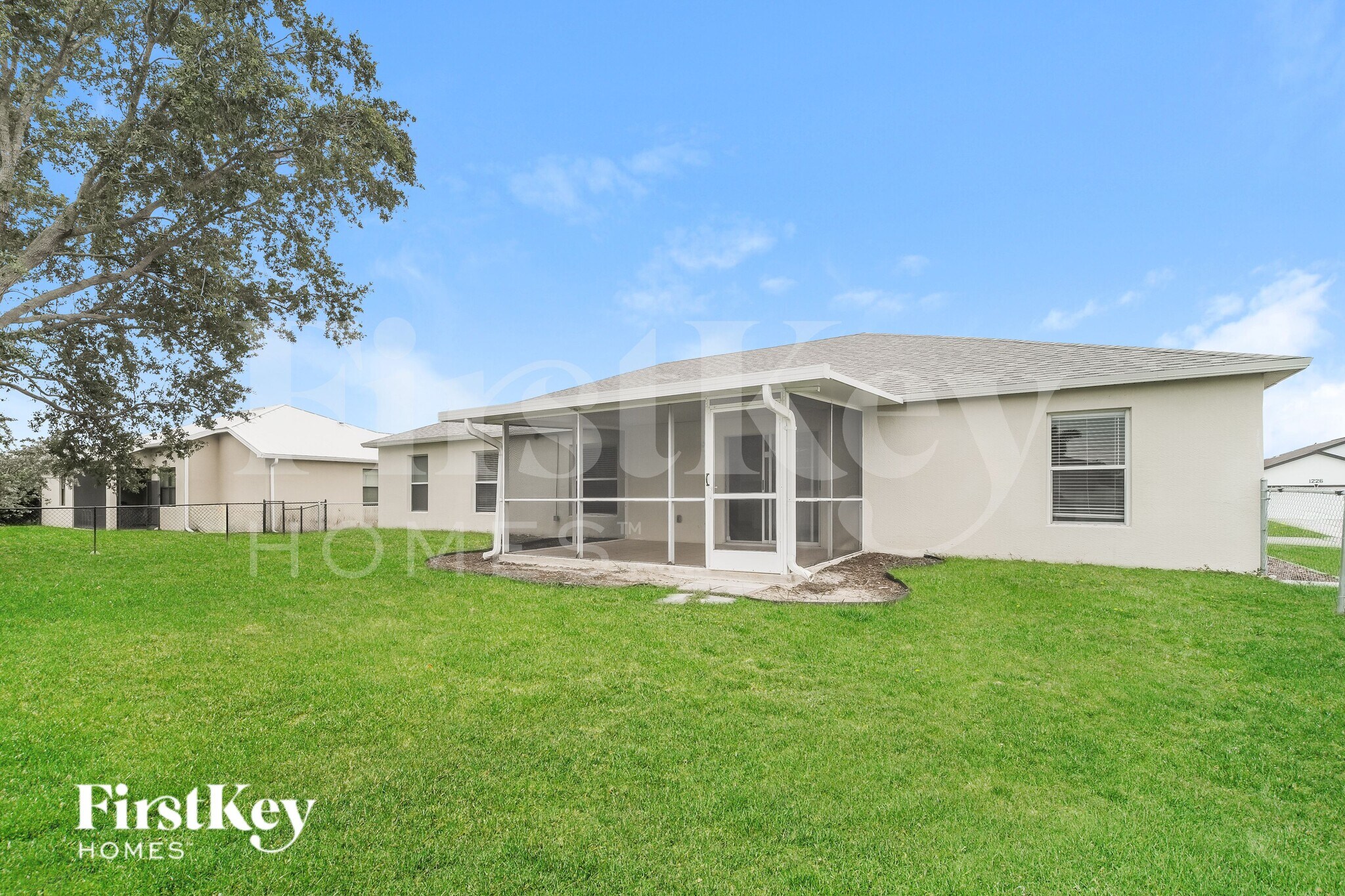 Building Photo - 1229 SW 18th Ave