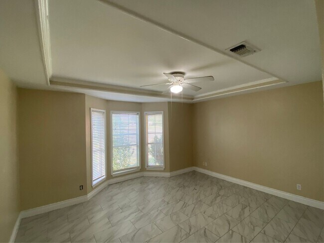 Building Photo - 5842 Berkshire Rd