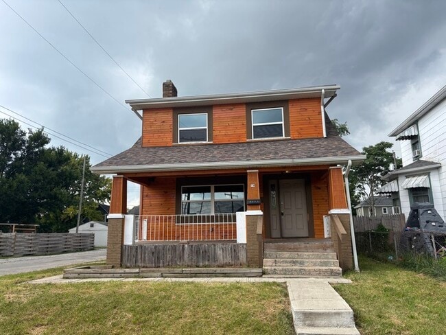 Building Photo - 73 N Oakley Ave