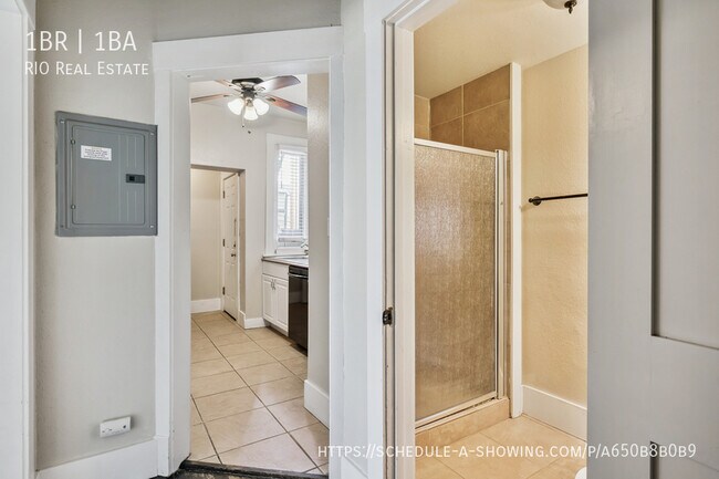 Building Photo - 718 N Grant St