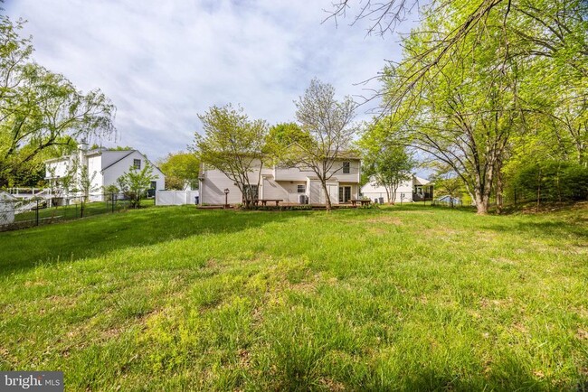 Building Photo - 13868 Racine Ct
