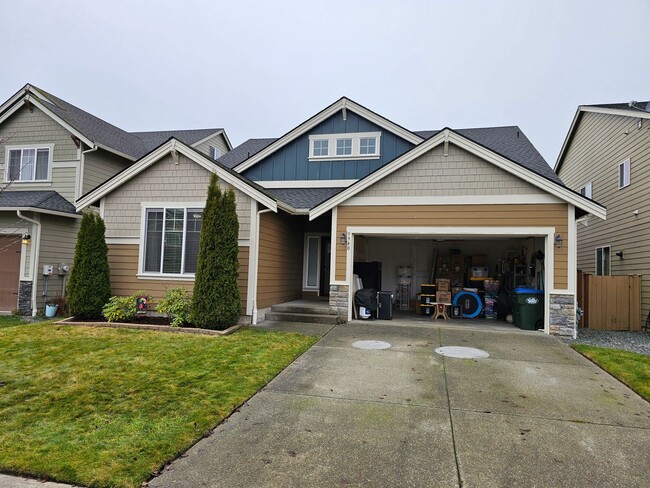 Primary Photo - Smart Home Bliss For Rent in Yelm! | 25 Mi...