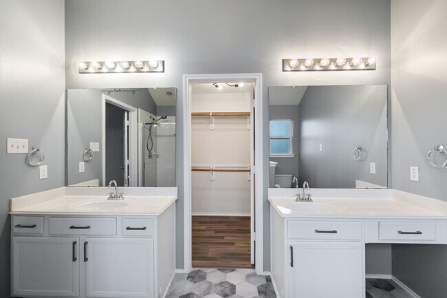 Building Photo - 8610 Twillingate Ln