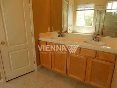 Building Photo - 12136 Gold Bluff Ln