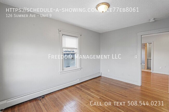 Building Photo - 126 Sumner Ave