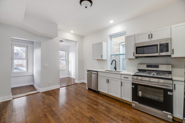 Building Photo - 4440 S Campbell Ave