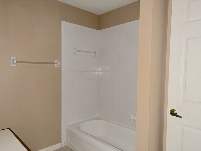 Building Photo - Carillon Lakes Home