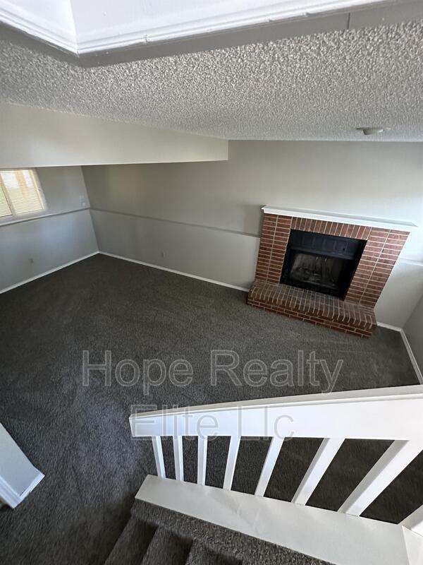 Building Photo - 6950 Sagewood Ct