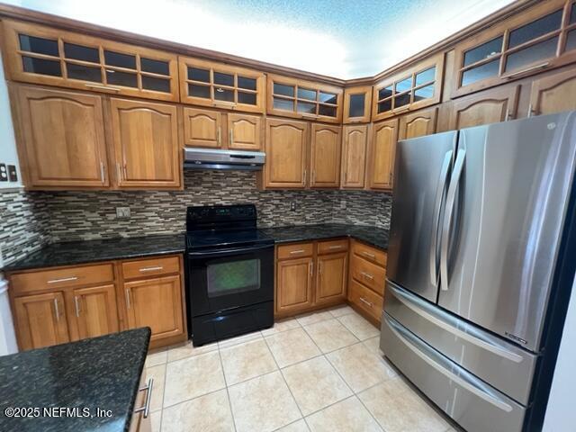 Building Photo - 2127 Forest Gate Dr W