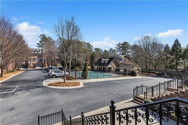 Building Photo - 2762 Durham Dr NE