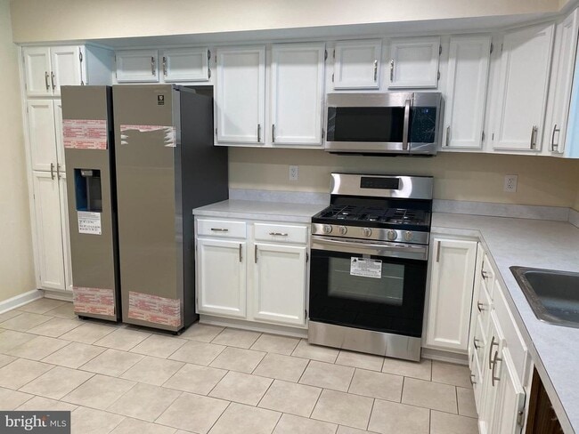 Building Photo - 85 Biddle Way