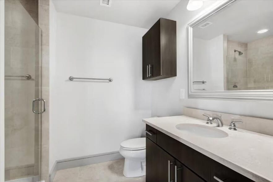 Building Photo - 100 Pier 4 Blvd.