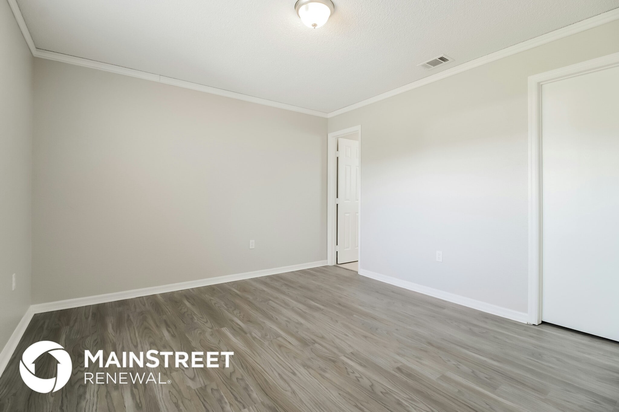 Building Photo - 6054 Cardiff Ave