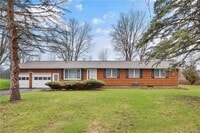 Building Photo - 5336 Caughdenoy Rd