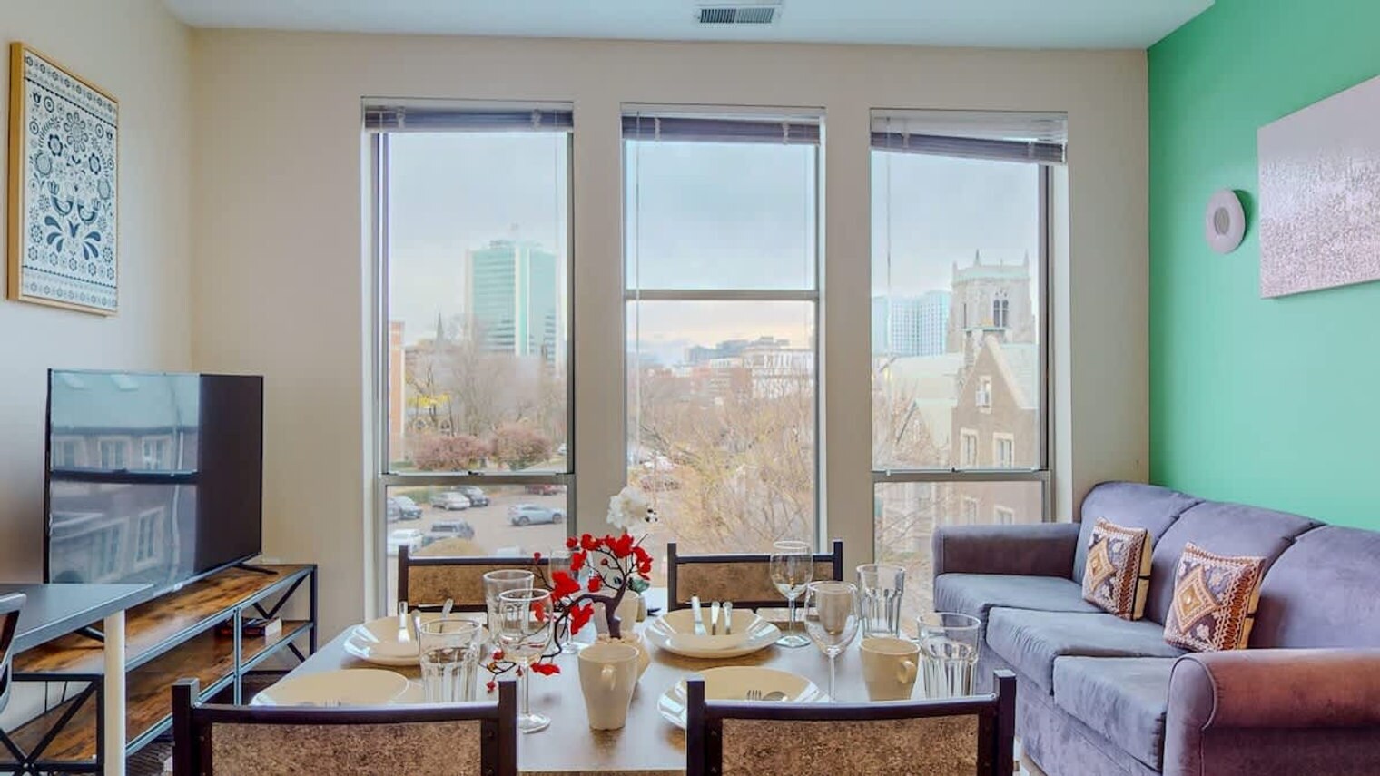 Building Photo - 545 Bedford St