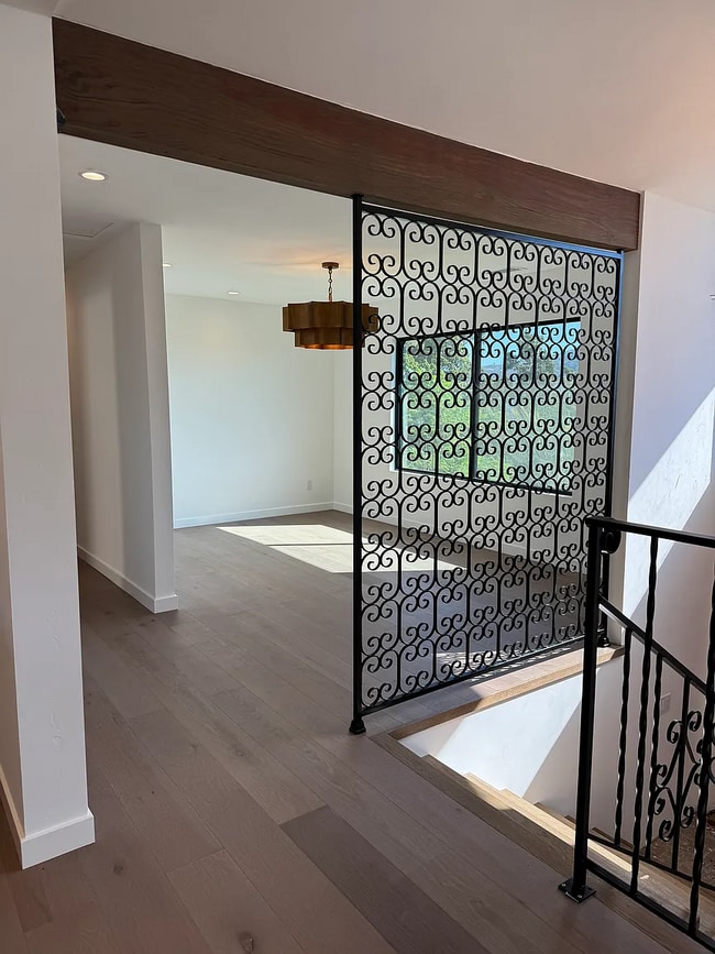 Building Photo - 2940 Sunset Hills