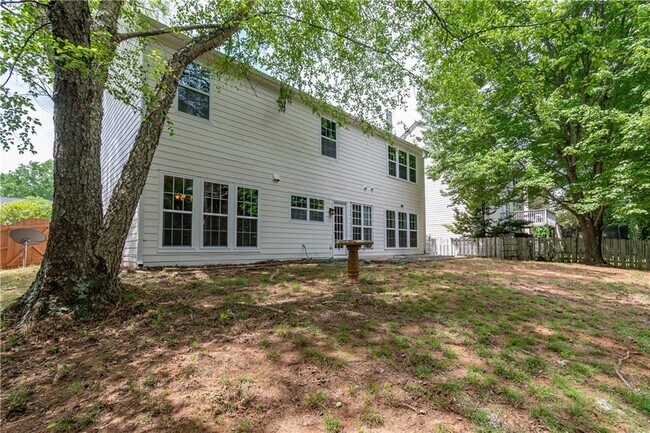 Building Photo - 3895 Tugaloo Dr NE