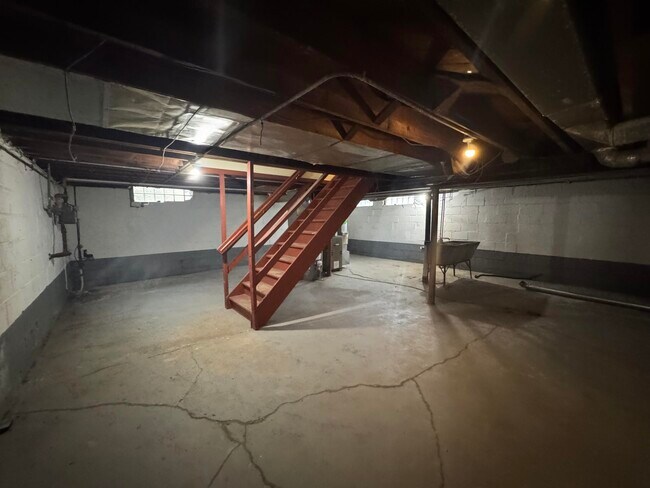 Building Photo - 3928 N 30th St