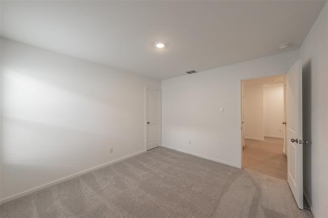 Building Photo - 3013 Tooley Dr