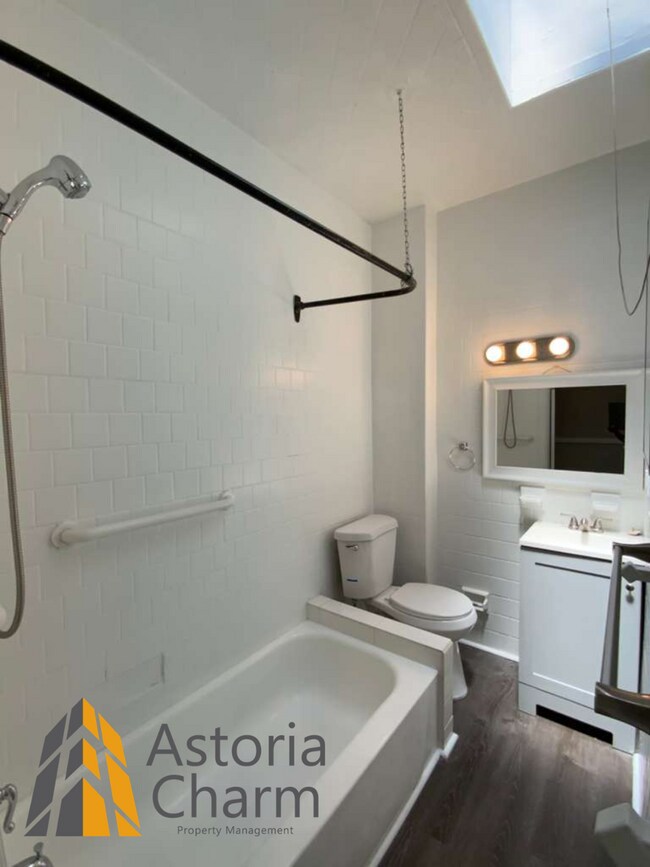Building Photo - 3 Bedroom 1.5 Bath Baltimore Home with Finished Basement and Fenced Yard