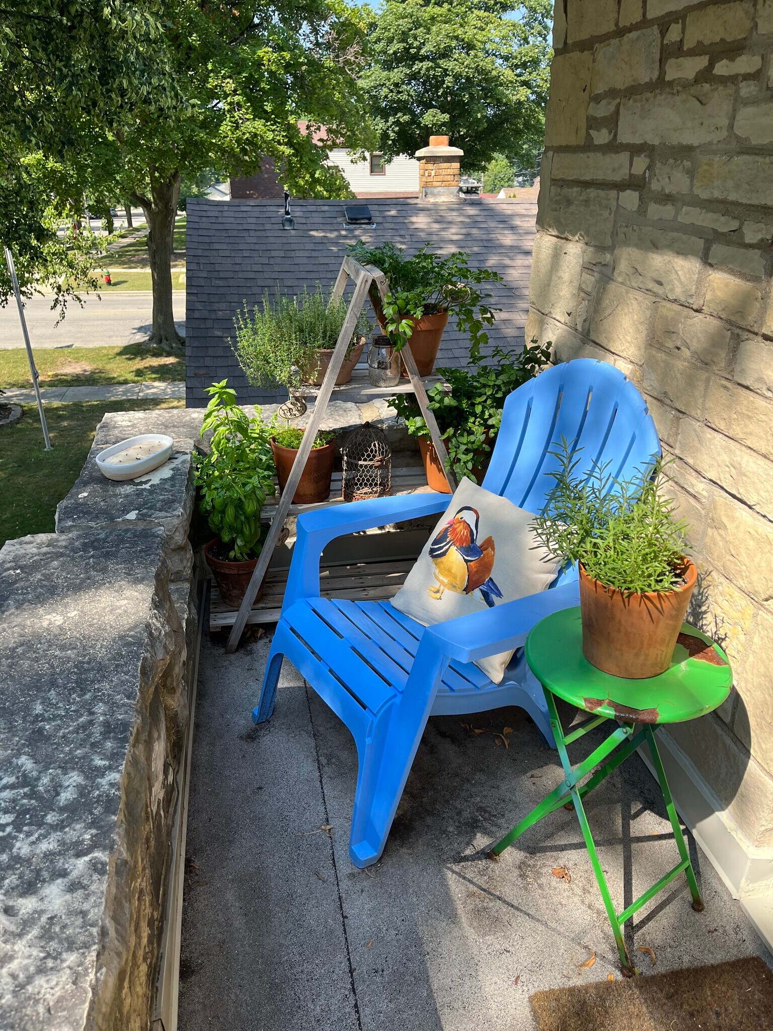 Front Upper Porch - 3508 S Pine Ave
