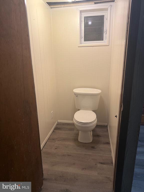 Building Photo - 399 Sunset Rd