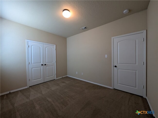 Building Photo - 1028 Brown Rock Dr