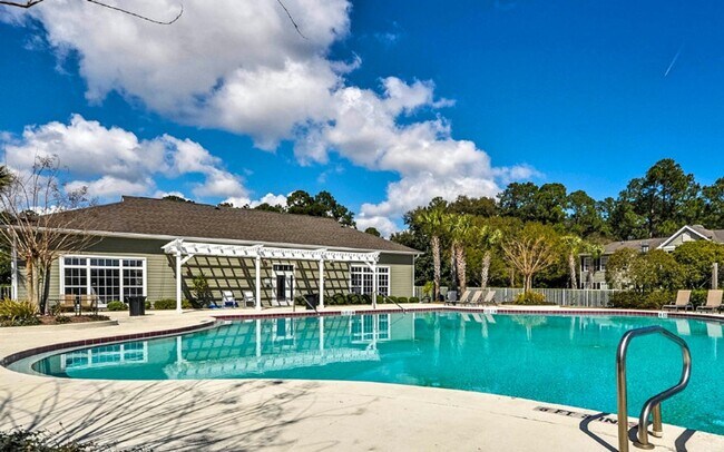 Building Photo - 30970 Paradise Cmns