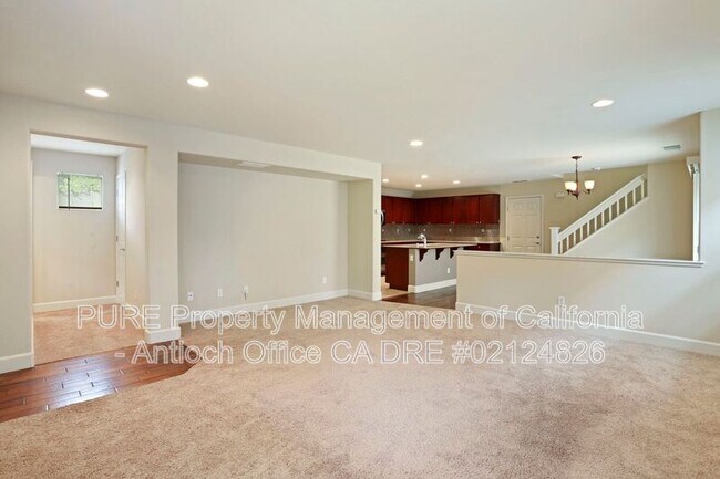 Building Photo - 60 Xena Court