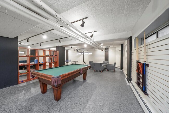Building Photo - 4970 N Marine Dr
