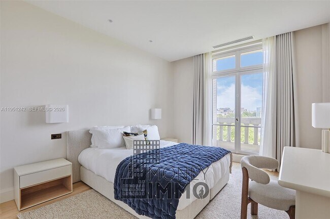 Building Photo - 9 Avenue Frederic Le Play Ave