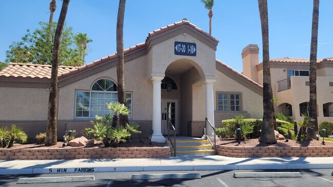 Building Photo - Henderson: Modern 2 Bed/2 Bath Condo with 2 Car Garage, Community Pool, Spa, and Clubhouse