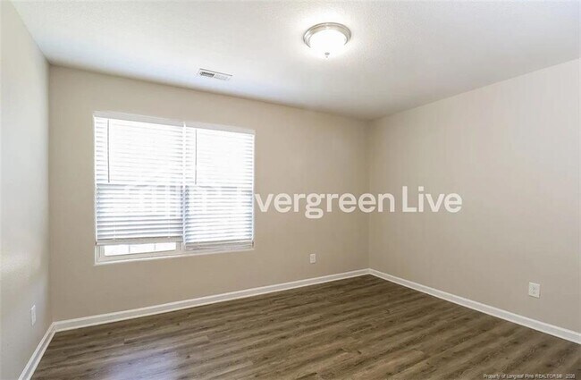 Building Photo - 8515 Paw Valley Ln