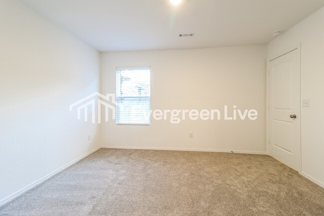 Building Photo - 10820 Mason Dr