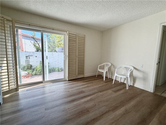 Building Photo - 2302 Via Puerta