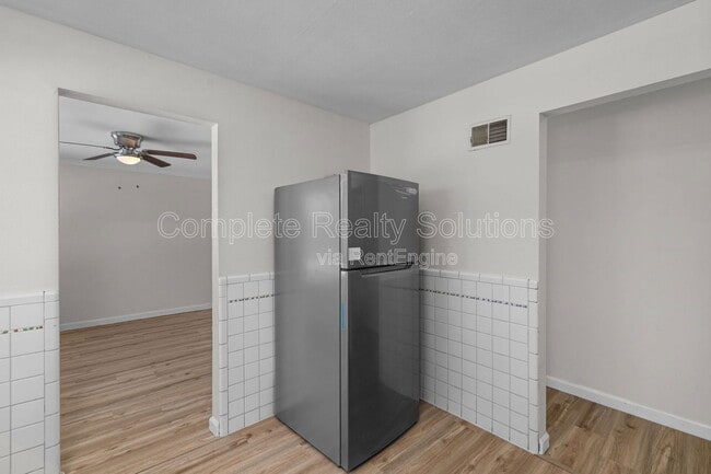 Building Photo - 9604 Colony Dr