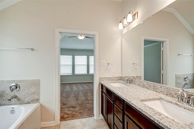 Building Photo - 2218 Pumpkin Patch Ln