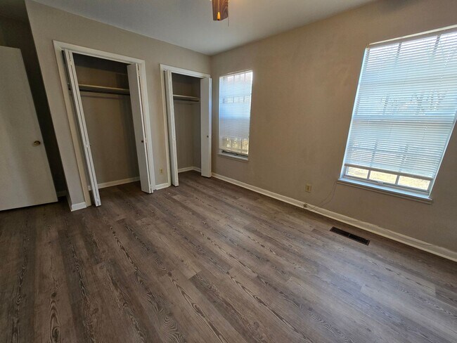 Building Photo - 6408 Bluebird Drive