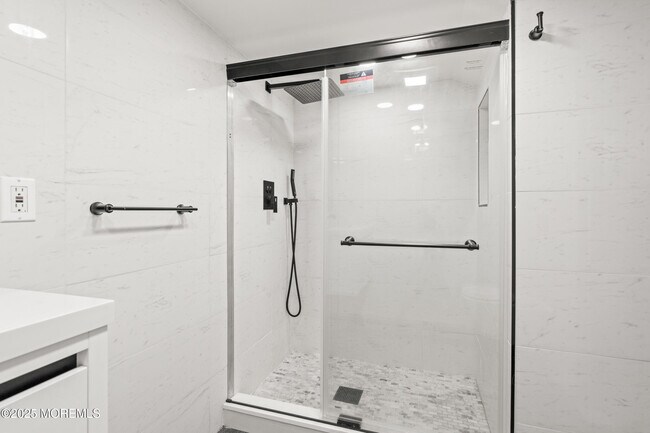 Building Photo - 24 Valley Forge Rd