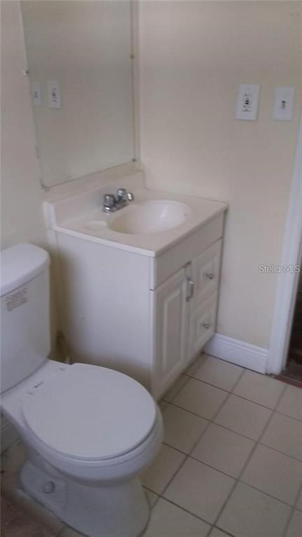 Building Photo - 5036 College Dr