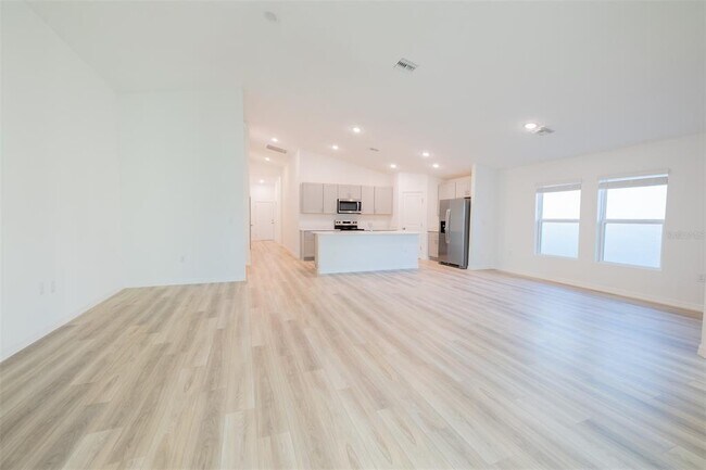 Building Photo - 4124 River Beacon Blvd