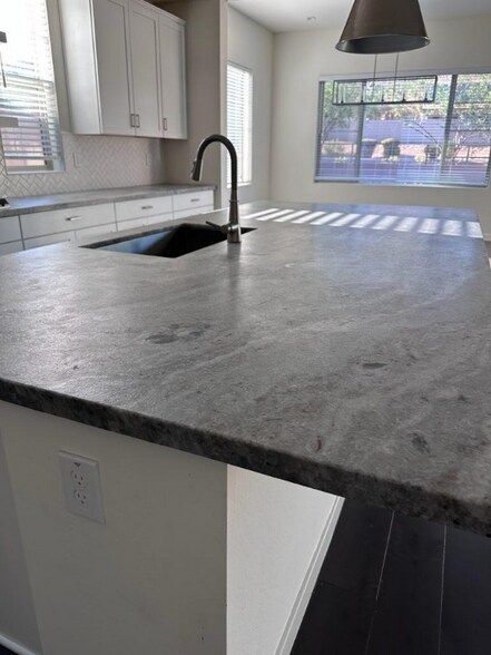 Building Photo - 3427 E Harwell Rd