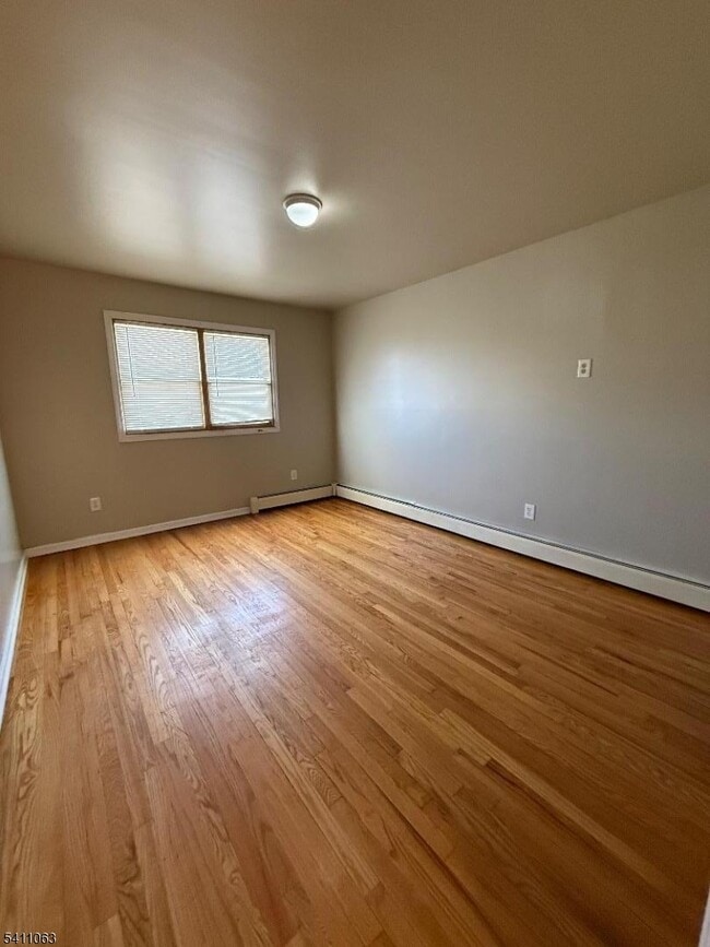 Building Photo - 52 Frederick St