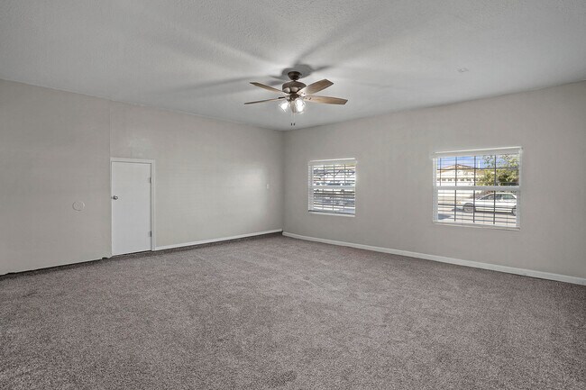 Building Photo - 10953 Casey Stengel Pl