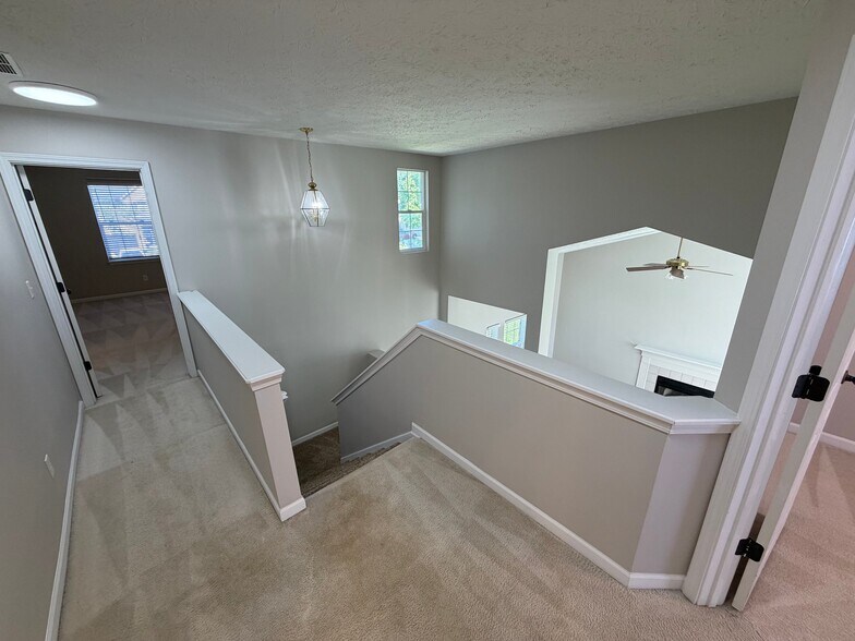 Building Photo - 14173 Jasmine Ct